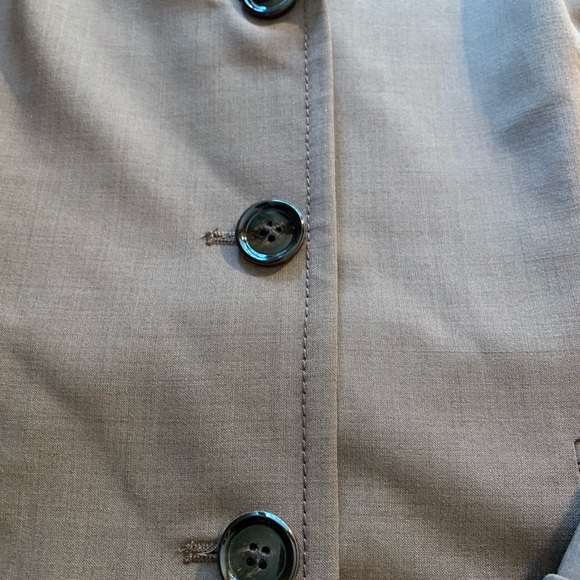 W by Worth Blazer Ruffle Back Brown Size 14 - Picture 7 of 8